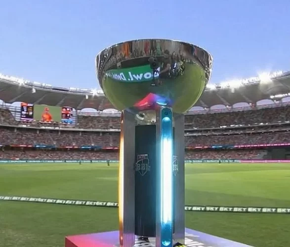 Big-Bash-League-Trophy