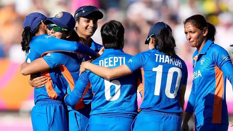 Salary-Of-Indian-Womens-Cricket-Team-recent