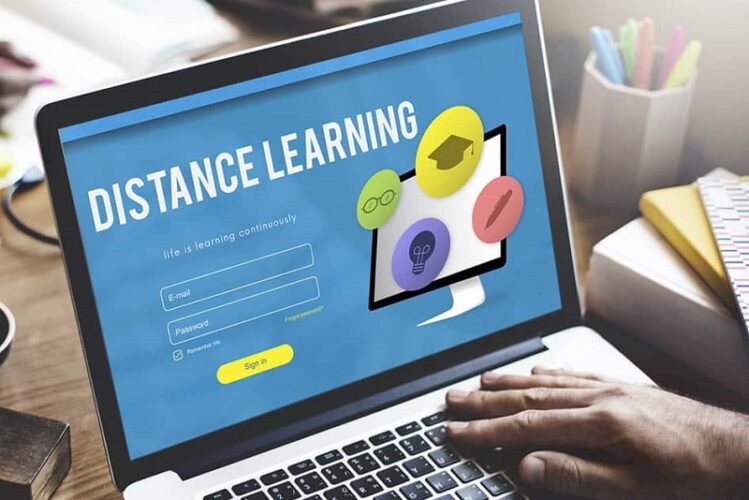 Distance-Learning-Colleges-and-Universities-List